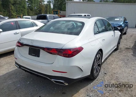 2025 Mercedes-Benz E 350 из США, поврежденный, VIN W1KLF4GB1SA122878